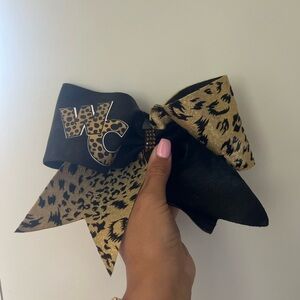 World Cup cheetah cheer bow